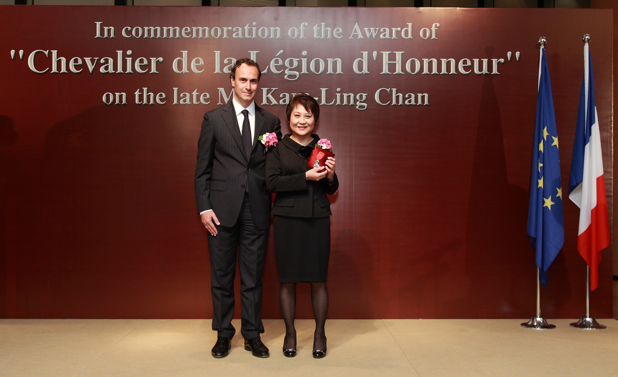 陳錦靈先生 BBS 獲追頒「法國最高榮譽騎士勳章」