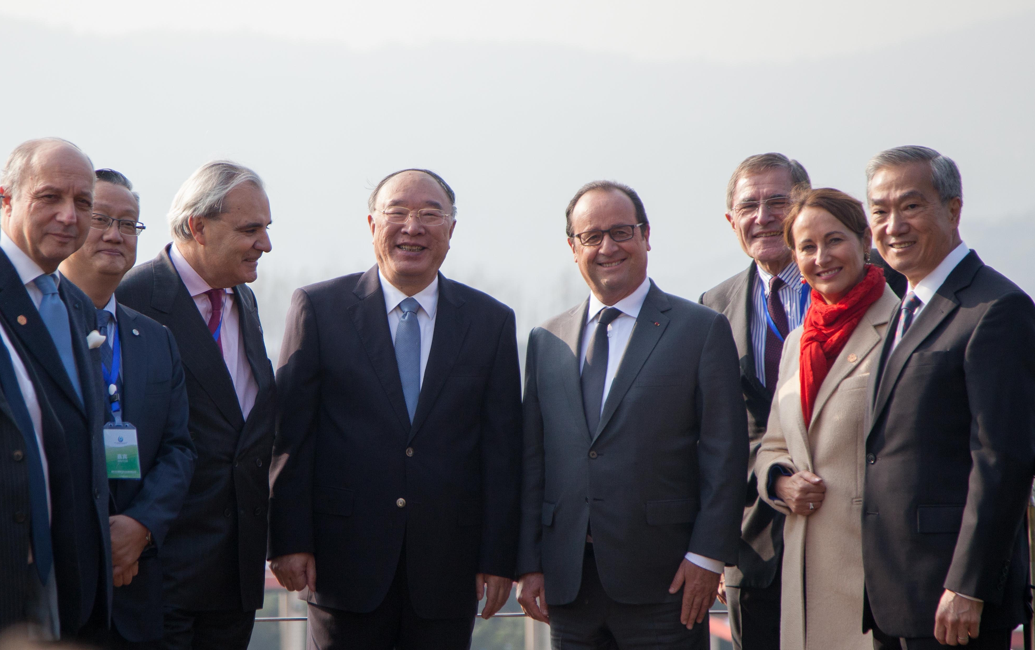 法国总统奥朗德为总值300亿元人民币之德润环境揭幕